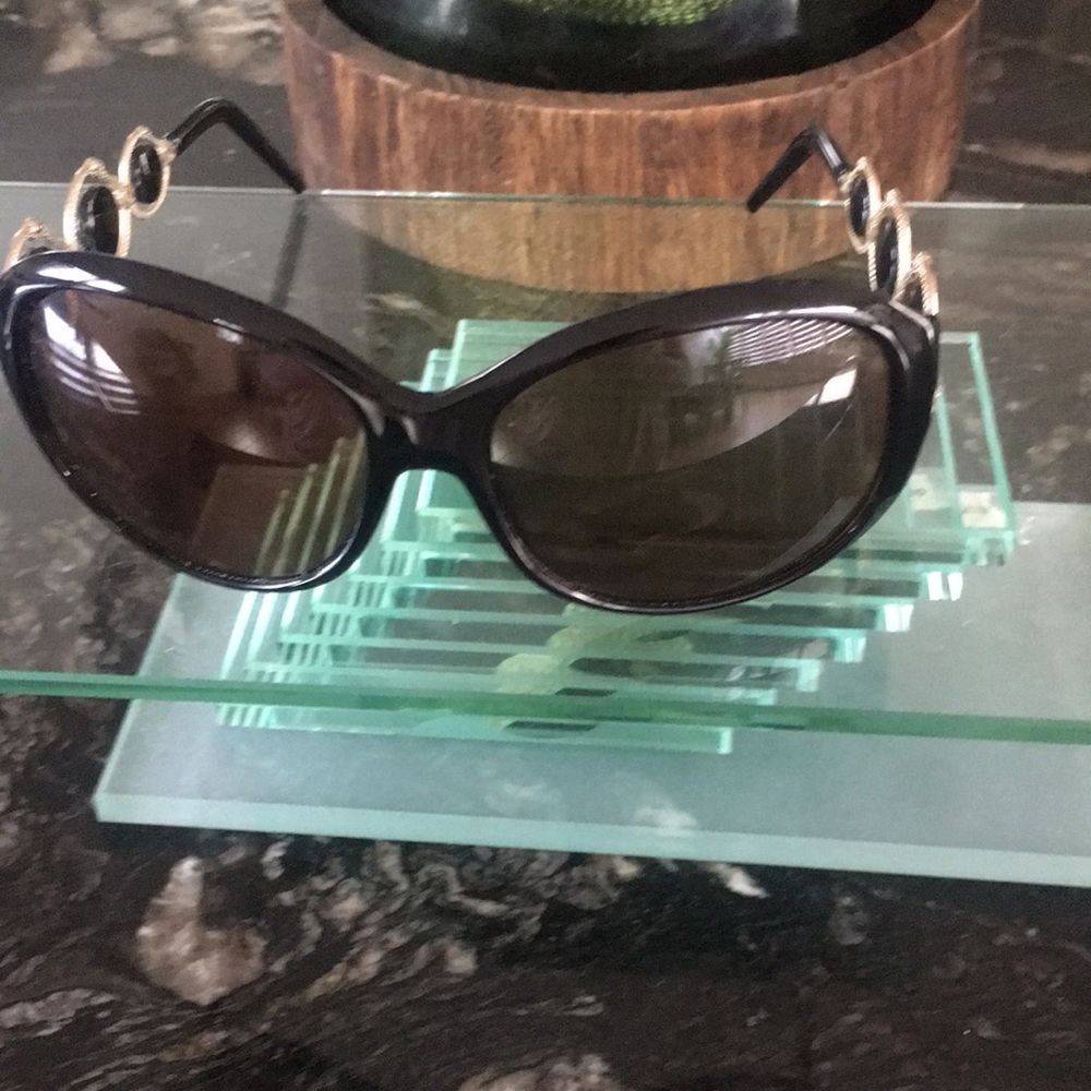 Roberto Cavalli women’s black sunglasses